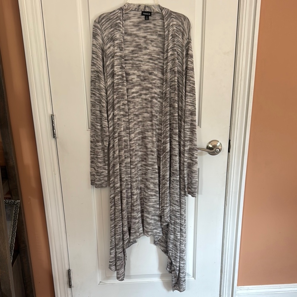 Torrid Womens Long Sleeve Sweater Sharkbite Duster Plus Size 2 NWOT